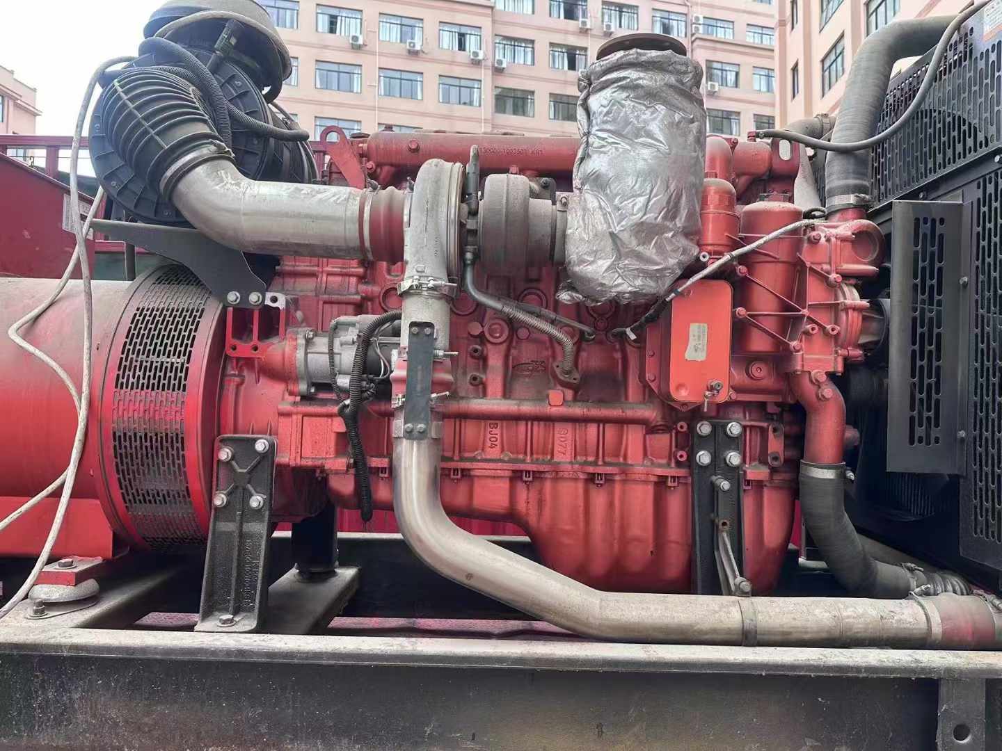 湖里如何选择适合 600kW 柴油发电机组的过载保护器？