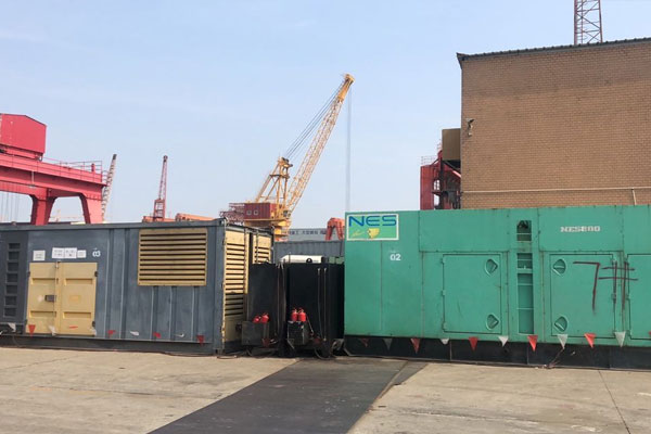 湖里发电机出租空气滤清器的清洁频率是多少？